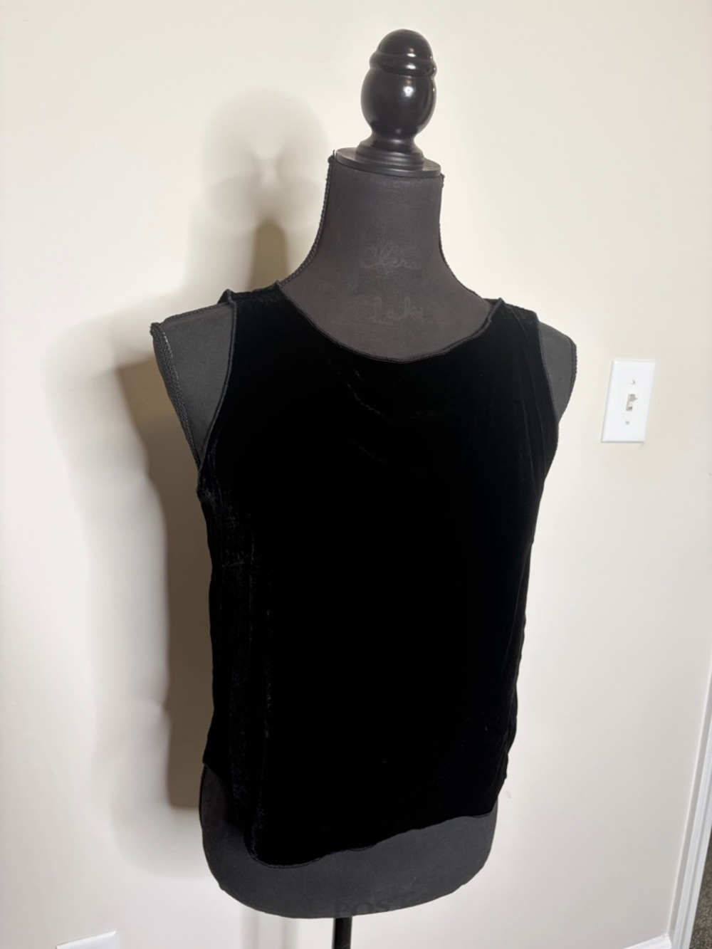 Vintage Y2K Johnny Was classic Black Velvet Sleeveless Tank gothic punk